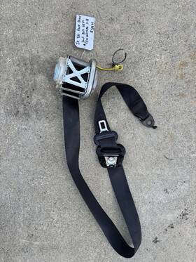 P5kc66dx9ag Jeep 11-18 Wrangler Jk 4dr Front Driver Seat Belt Oem
