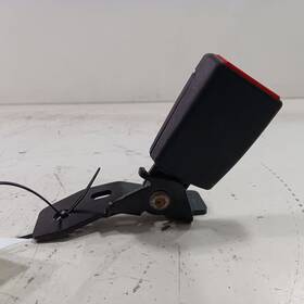 212.ch9418 Jeep/plymouth Truck Compass Rear Back Seat Belt Buckle Latch 2017 2018 2019 2020 2021 2022 2023
