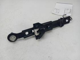 211.ki1o08 Kia 2008 Optima Front Right Seat Belt Adjuster