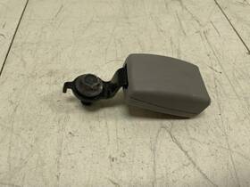 8117a1 Kia Sedona Lx 2008 Rear Right 2nd Row Seat Belt Buckle Factory 8117a1 Kia Sedona Lx 2008 Rear Right 2nd Row Seat Belt Buckle Factory
