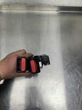 898a0-m7000wk Kia 2019-2024 Forte Rear 2nd Row Left And Center Seat Belt Buckle Latch Oem