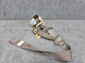 7322024084 Lexus 1992-1996 Sc300 Sc400 Oem Front Left Driver Seat Belt Retractor Buckle