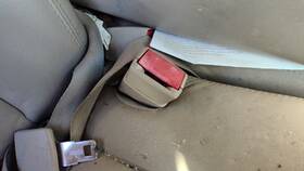 Lincoln 3w1z5461202aac 2003 Town Car Passenger Right Front Seat Belt Buckle Receiver Oem Gray
