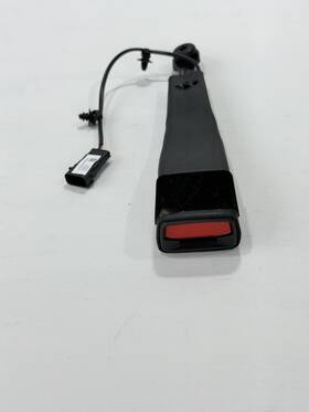 Lincoln Lj7b-s61209-ab3ja6 2020-2024 Corsair Front Left Driver Side Seat Belt Buckle Latch Oem