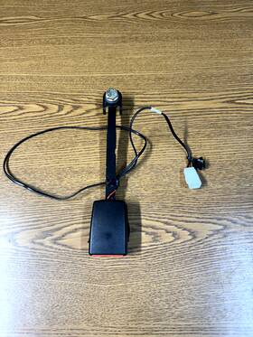 33057061 Maserati 2003-2013 Quattroporte Right Front Passenger Side Seat Belt Buckle Oem