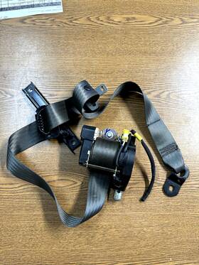 67307090 Maserati 2003-2008 Quattroporte Right Front Passenger Seat Belt Retractor Black