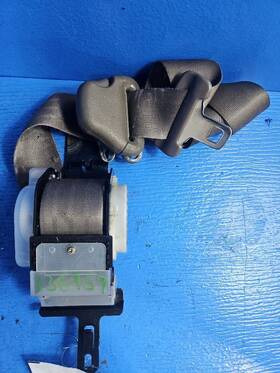 Mazda 210.mz1j97 Protege 1997 Seat Belt Front 9493