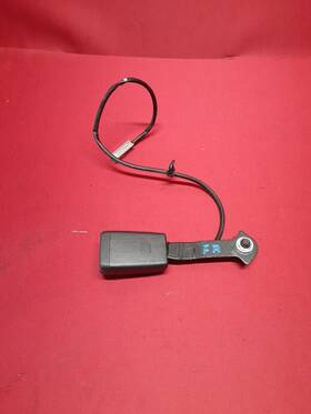 Egy1-57-620a-02 Mazda 2007 2008 2009 Cx-7 Front Right Passenger Seat Belt Buckle Egy157620a02