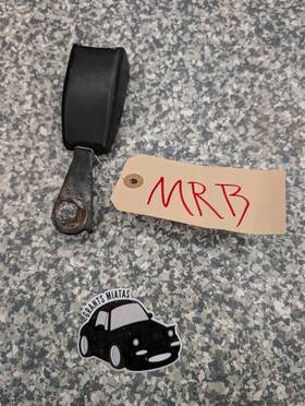 Na75-57-620-00 Mazda 94-97 Miata Seat Belt Receiver Right Passenger Side 1994-1997
