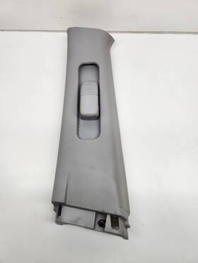 Gp9a68211 Mazdaspeed 2006 2007 6 Front Left Drivers Seat Belt Adjuster Slider