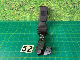 640821700 Mercedes 17-19 E300 W213 Rear Center Seat Belt Buckle Oem