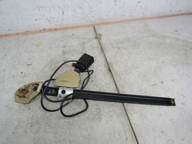 1269182030 Mercedes-benz W126 300sd Right Passenger Side Front Seat Belt Buckle Latch End Oem
