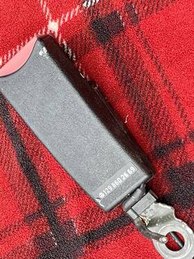 1298602569 Mercedes-benz R129 Sl500 Right Passenger Seat Belt Receiver 1298602569 Mercedes-benz R129 Sl500 Right Passenger Seat Belt Receiver