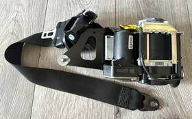 2058607500 Mercedes-benz 2017 2018 C300 C43 C63 Front Left Seat Safety Belt Oem