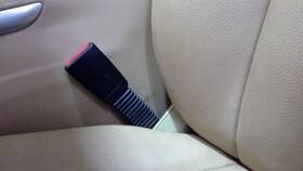 210-52947 Mercedes-benz 09-12 Gl-class Drivers Seat Belt Buckle Blk 164 Type Gl450