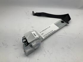 212.mb1915 Mercedes-benz 13-16 Gl450 2nd Row Seat Center Belt Retractor T 212.mb1915 Mercedes-benz 13-16 Gl450 2nd Row Seat Center Belt Retractor T