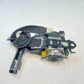 222-860-26-85 Mercedes-benz S550 W222 Front Left Driver Seat Belt Retractor Black Oem 2014 - 2017 222-860-26-85 Mercedes-benz S550 W222 Front Left Driver Seat Belt Retractor Black Oem 2014 - 2017