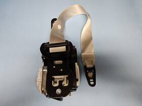2958609000 Mercedes-benz 2022 Eqe Front Right Passenger Seat Belt Retractor Gray Oem