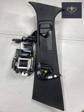 A2056900930 Mercedes-benz 2015-2021 C300 W205 Left Driver Side B Pillar Trim And Retractor Oem