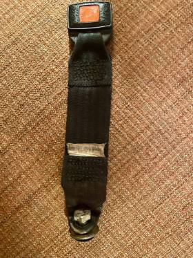 Mercedes-benz Db1078600369 Db 107 860 0369 Rear Seat Belt Buckle Receiver