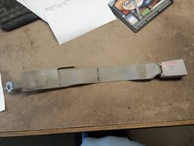 Mercury 210-01237 Seat Belt Front Bench Center Buckle Fits 06-08 Crown Victoria 110277