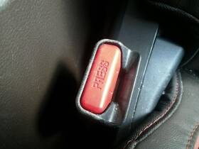 210-10779 Mitsubishi Seat Belt Front Plug-in Hybrid Phev Driver Buckle Fits 14-22 Outlander 306028
