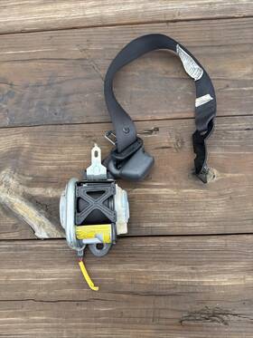 6039-21 Mitsubishi 2006-2012 Eclipse Passenger Seat Belt Oem Rh Retractor Assembly