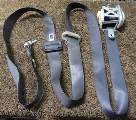 2021569-al Nissan 2007-10 Armada Titan Oem Seat Belt Front Driver Lh Ti-g181