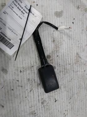 210-10665 Nissan Seat Belt Front Bucket Passenger Buckle Fits 20-23 Qashqai 555689