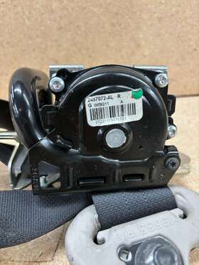 210-53303 Nissan 2013 - 2017 Altima Right Passenger Side Seatbelt Retractor Oem