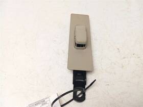 211.da1e11 Nissan 2011 Rogue Rear Right Seat Belt Adjuster 211.da1e11 Nissan 2011 Rogue Rear Right Seat Belt Adjuster