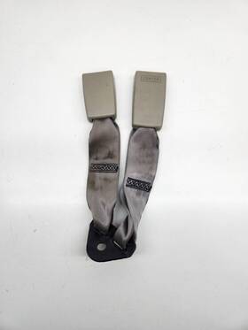 6096313 Nissan 2008-2015 Rogue Rear Right Passenger Center Middle Gray Seat Belt Buckle