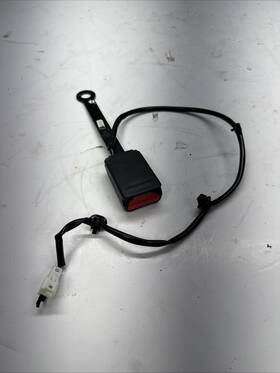 634889900f Nissan 2018-2023 Versa Front Left Driver Side Seat Belt Buckle Oem 634889900f Nissan 2018-2023 Versa Front Left Driver Side Seat Belt Buckle Oem