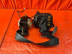 86884-30p02 Nissan 90-93 300zx - Non Turbo And 2 Seater Only Seat Safety Belt Right Side
