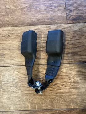 888426wk8b Nissan 2013-2015 Leaf Rear Right Passenger Side Seat Belt Seatbelt Buckle Oe