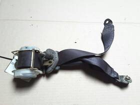 212.gm2k04 Pontiac Vibe 2004 Rear Seat Belts 57631