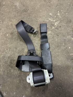P6tb141x7aa Ram 2019-2024 2500 3500 Rear Seat Center Belt Retractor Oem