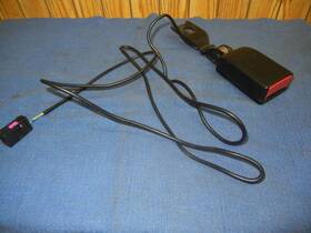 12802232 Saab 2004 - 2011 9-3 Convertible Front Seat Belt Buckle Reciever