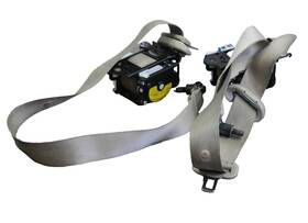 Subaru 1106360 12-17 Impreza Crosstrek Front Seat Belts Retractors Pair Driver And Passenger