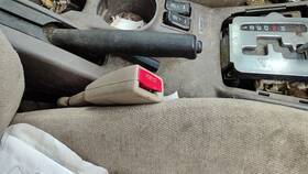 64631ae11aml Subaru 2002-2005 Legacy Outback Passenger Right Front Seat Belt Buckle Receiver Oem Tan