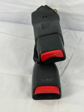 64680sa011ml Subaru 2003-2005 Forester Rear Left Seat Belt Receptacle Buckle Oem