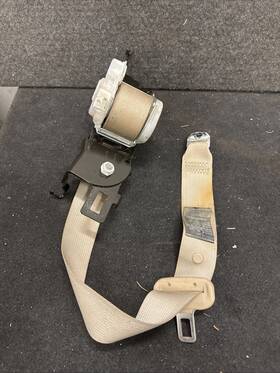 821.su1q16 Subaru Legacy Outback Seat Belt Strap Retractor Left Rear Back 2015 2016 2017 821.su1q16 Subaru Legacy Outback Seat Belt Strap Retractor Left Rear Back 2015 2016 2017