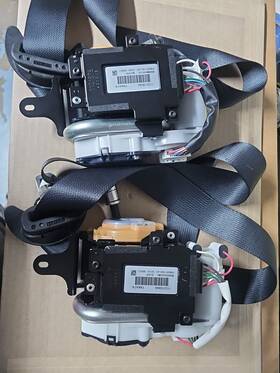 868841v99a Takata Infiniti Qx80 Fronts Side Seat Belt Seatbelts Retractor Oem 2017 - 2020