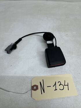 1616451-01-a Tesla Model Y Seat Belt Buckle Rear Second Row Left /right 134 B38