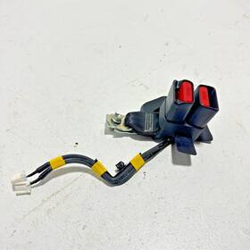 1143899 Toyota 2019-2024 Camry Rear Left And Center Side Seatbelt Seat Belt Buckle Oem