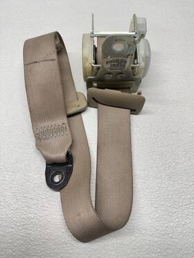2026903 Toyota 2007 - 2010 Avalon Rear Left Seat Belt Retractor Oem 242132