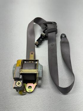 210-51658 Toyota 2000 - 2004 Avalon Passenger Side Front Seat Belt Assembly Oem 231977