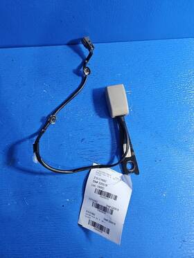 210-51682 Toyota Seat Belt Front Bucket Passenger Buckle Xl Fits 05-08 Avalon 5330