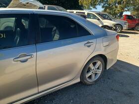 210-51754 Toyota Seat Belt Front Bucket Driver Buckle Fits 12-14 Camry 573559
