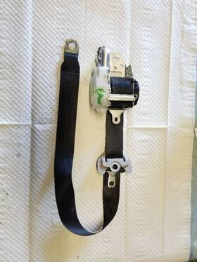 210-51986 Toyota 12 13 14 Prius V Driver Left Front Retractor Seatbelt Oem